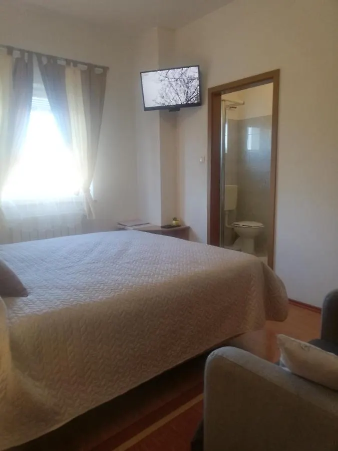 Guest House Surina Rupa