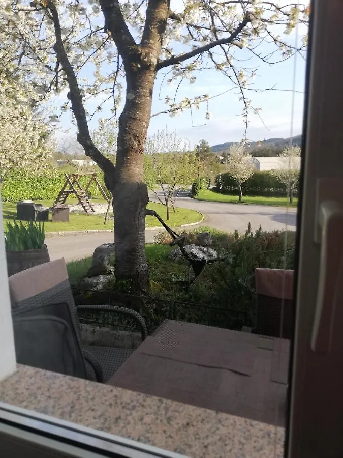 Guest House Surina Rupa