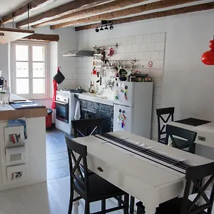 https://houses-of-motovun.in-istria.net